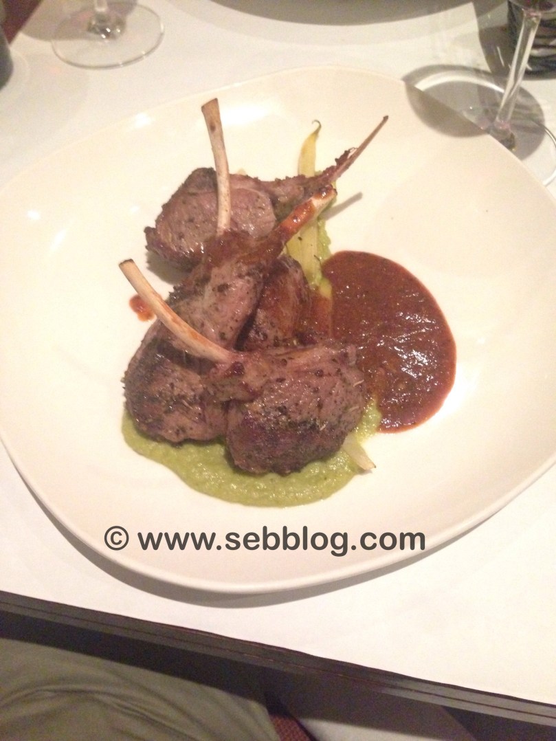 Carré d`agneau deux moutarde