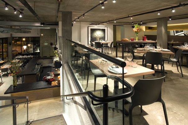 23771_332075380901_3289213_n